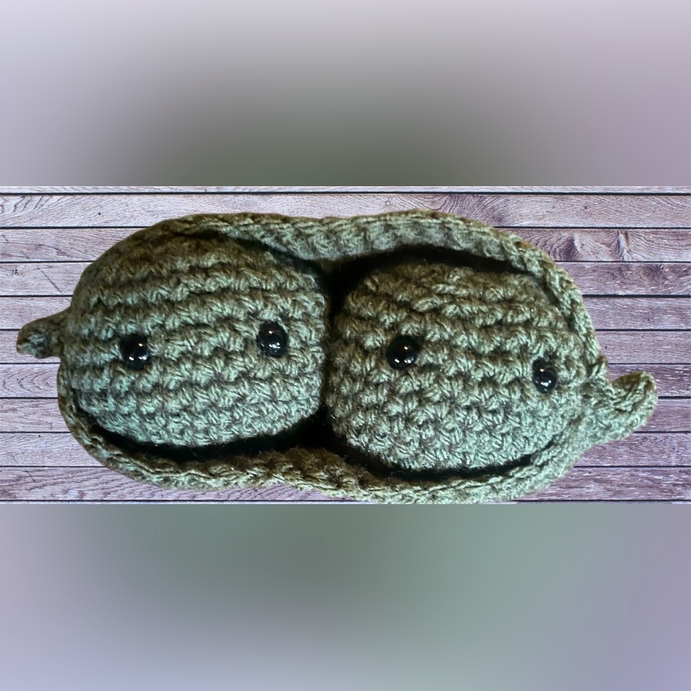 Handmade Green Crochet Pea Pod